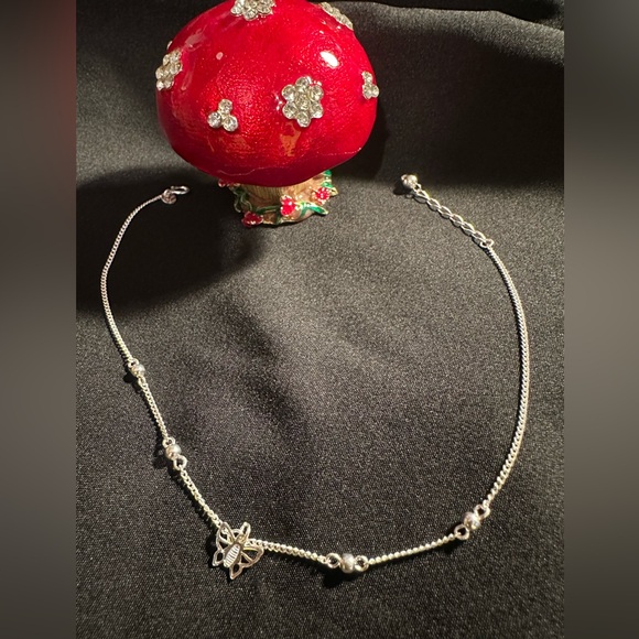 Butterfly Ankle Bracelet - Picture 4 of 7